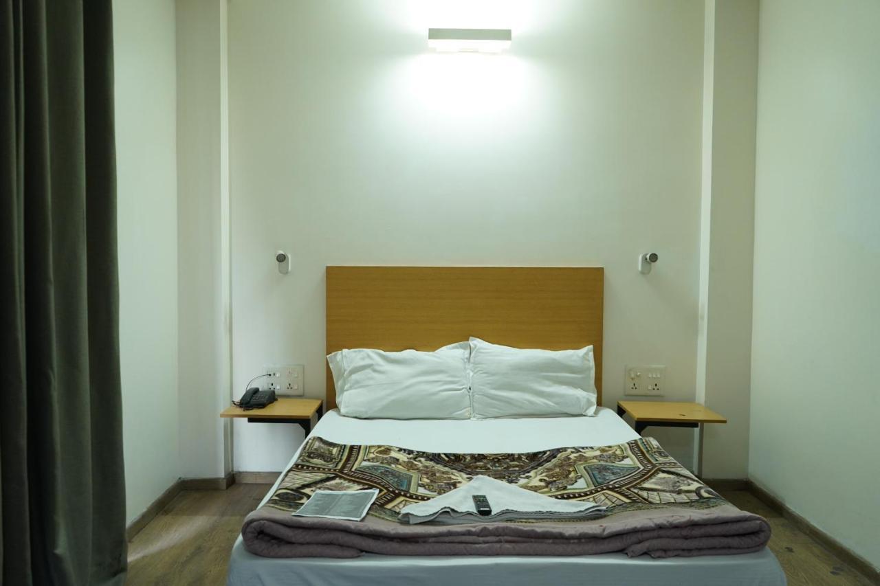Fabhotel Sky Land Delhi  Esterno foto